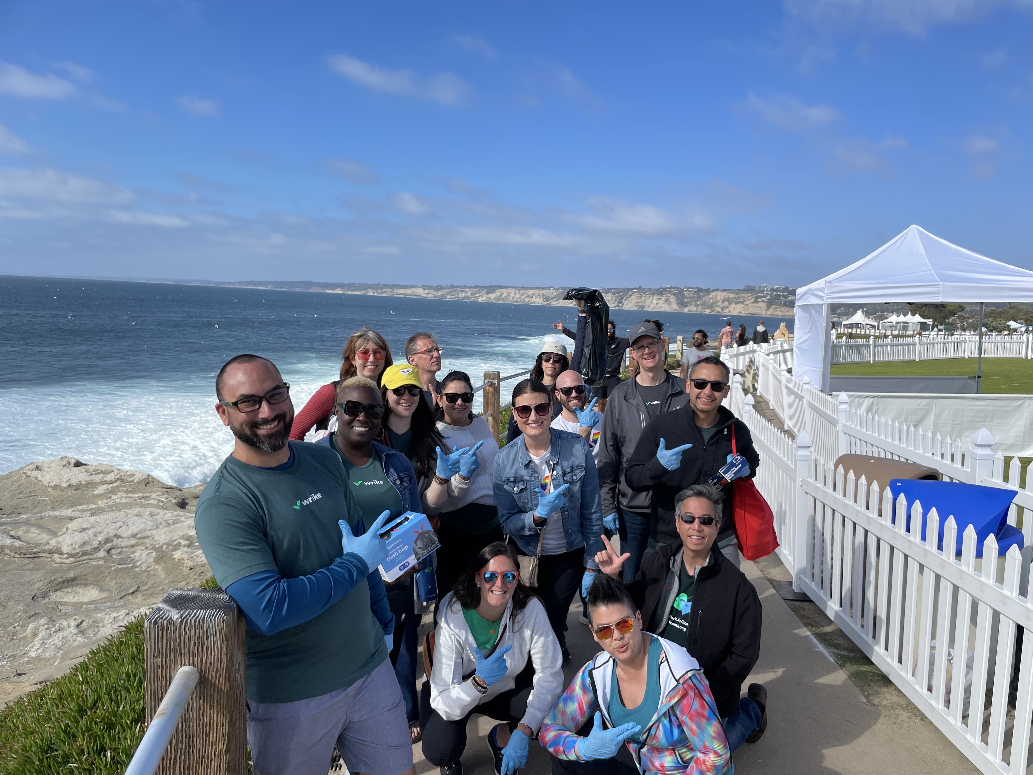 image of Wrike San Diego volunteers